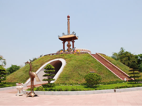 đài tưởng niệm