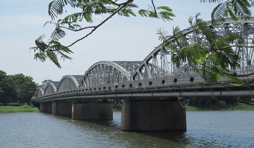 CÁCH NHẤT TRIỀU GIANG NGỰ BẤT THÔNG