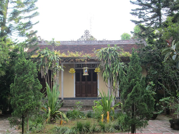 VỌNG THIÊN THAI TỰ