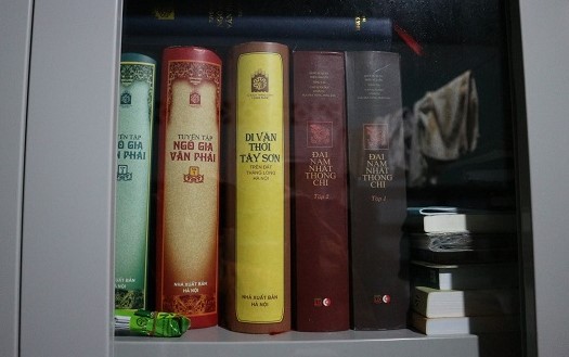 1- VỌNG THIÊN THAI TỰ